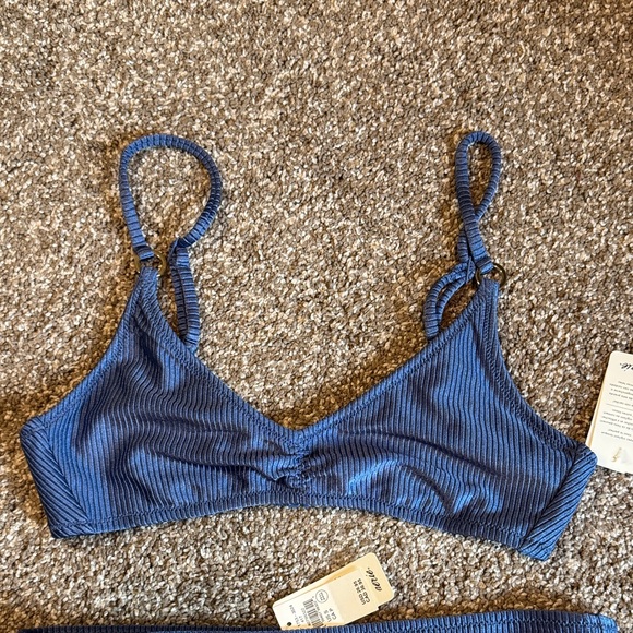 Aerie Beach Babe Shine Rib Voop Bikini Top with Full Coverage Bottom - Picture 2 of 5